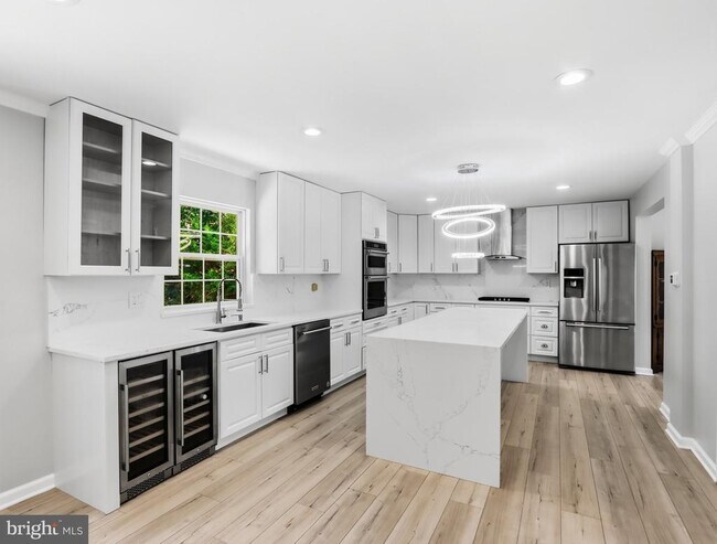 Building Photo - 8 Quails Nest Ct