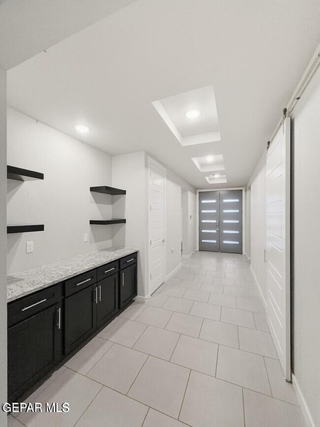 Building Photo - 14616 Tierra Burgos