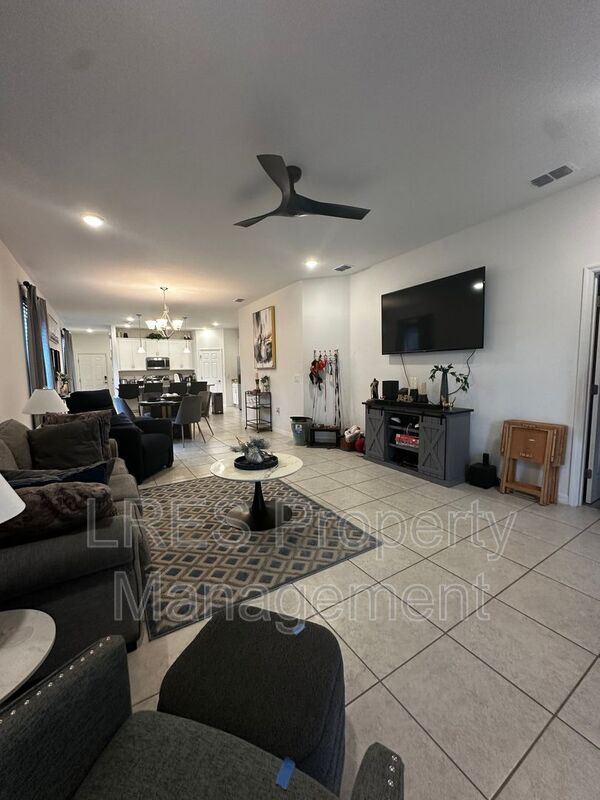 Building Photo - 3130 Amaranth St
