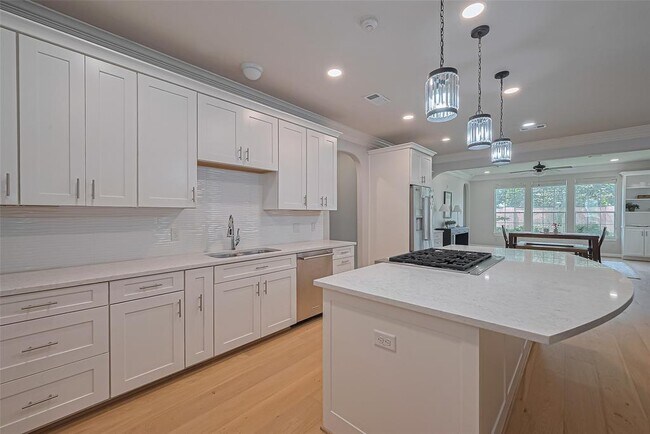 Building Photo - 14238 Flower Creek Ln