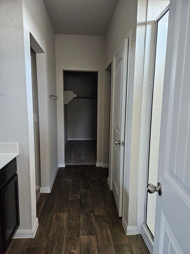 Building Photo - 4-Bedroom Home for Lease – Hutto, TX