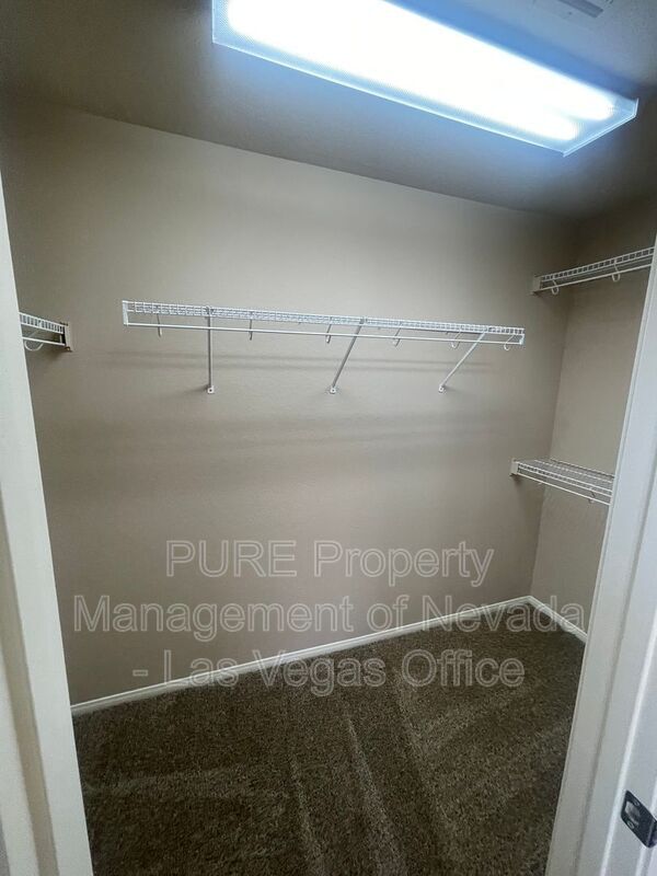 Building Photo - 9360 Fort Bayard Ave