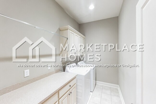 Building Photo - 1752 Denali Ct
