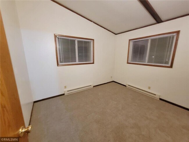 Building Photo - 921-935 Pearl St