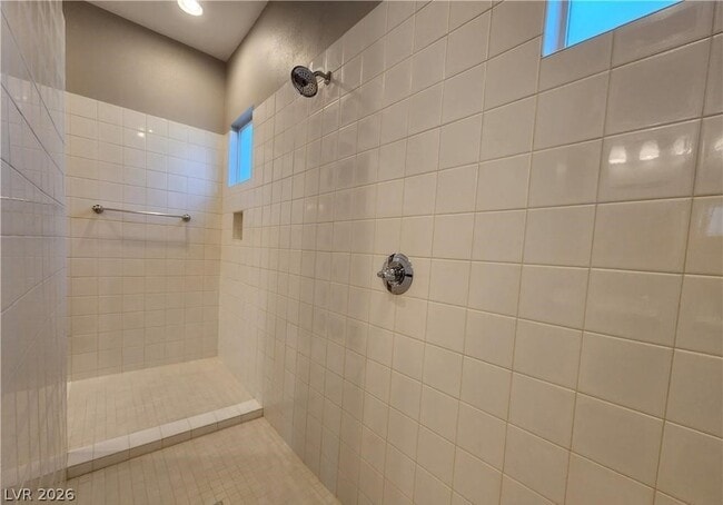 Building Photo - 130 Nine Mile Creek Dr