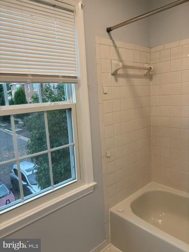 Building Photo - 6803 Wild Rose Ct