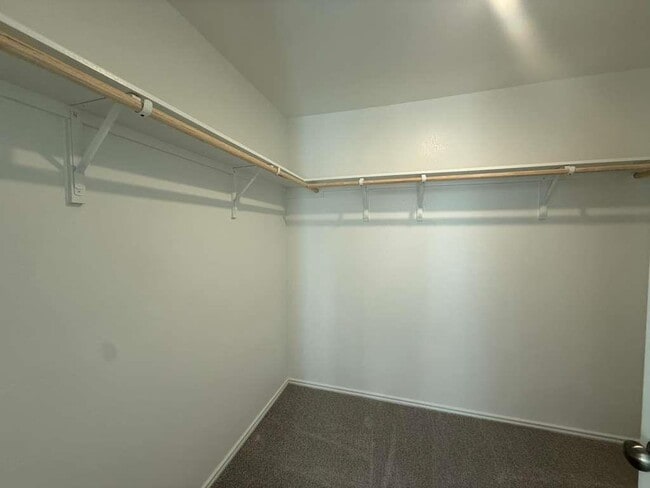 Building Photo - 205 Herald Dr