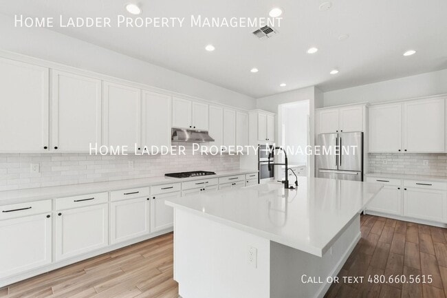 Building Photo - 4203 S Apollo