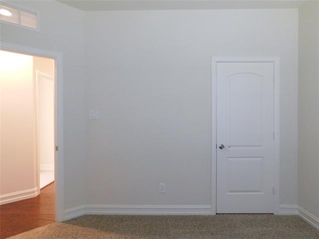 Building Photo - 9616 Creekmere Dr