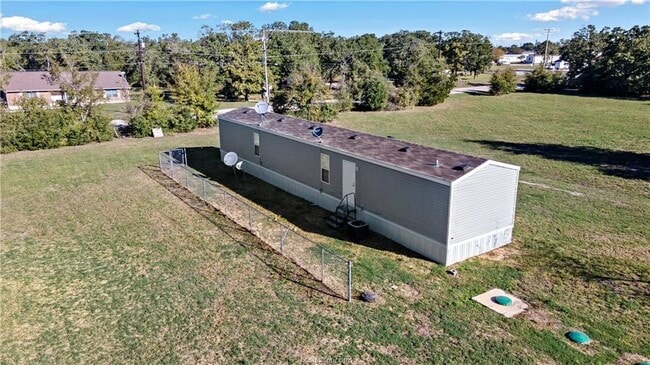 Building Photo - 3933 Graham Rd N