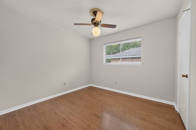 Building Photo - 25515 Stone Mill Ln