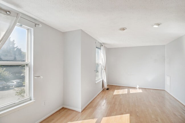 Building Photo - 514 White Surf Terrace
