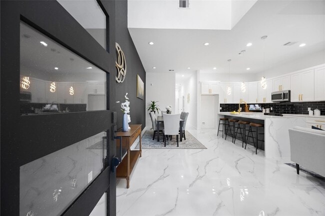 Building Photo - 5125 Doolittle Blvd