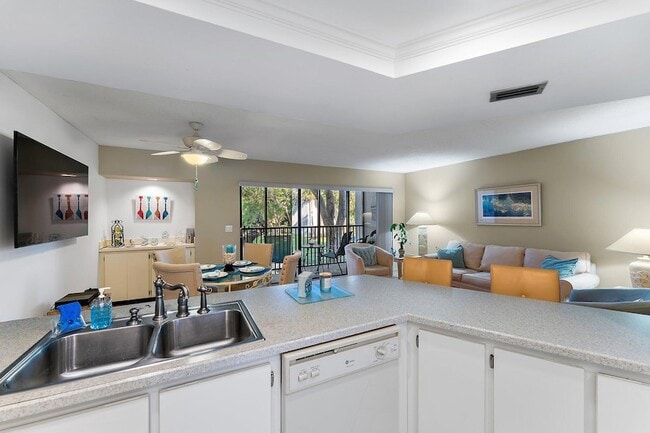 Building Photo - 1605 S US Hwy 1