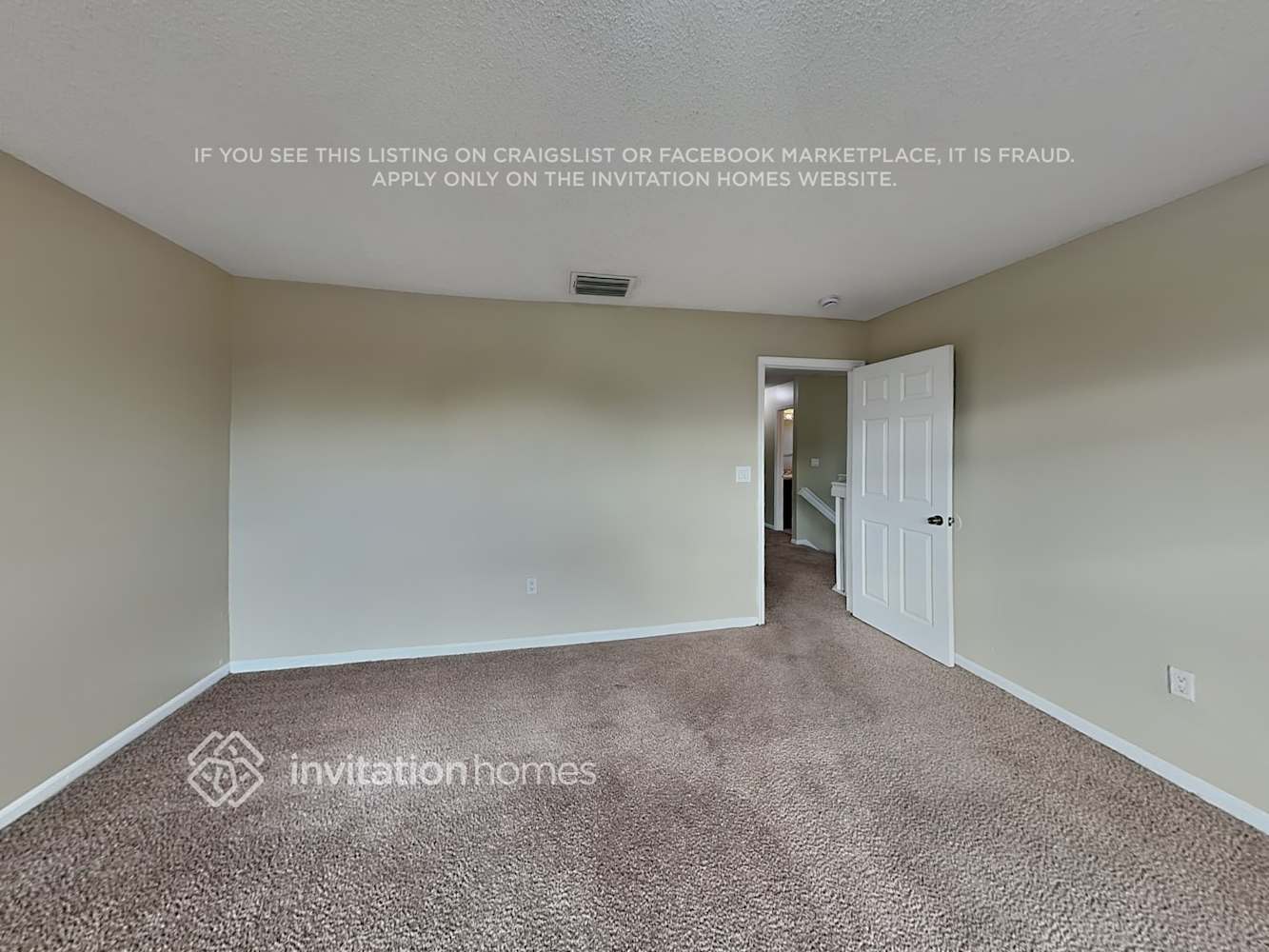 Building Photo - 15648 SW 112th Dr