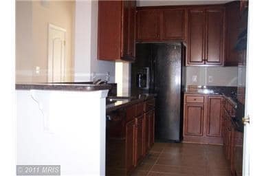 Building Photo - 4 Bedroom Townhome & Garage - Ashburn