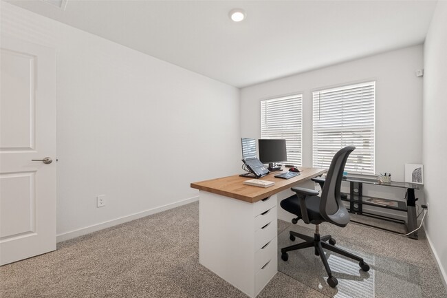 Building Photo - 31319 Kenswick Grove Ln