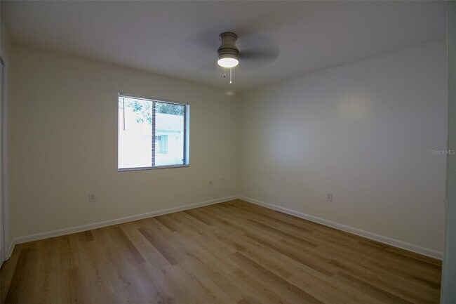 Building Photo - 1537 King Ave