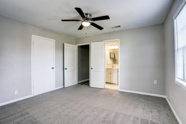 Building Photo - 1236 San Felipe St