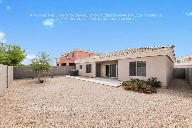 Building Photo - 506 W Latona Rd