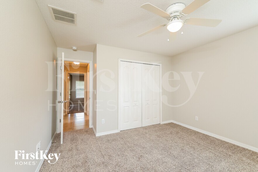Building Photo - 2708 Eagle Cliff Dr
