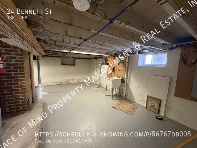 Building Photo - 24 Bennett St