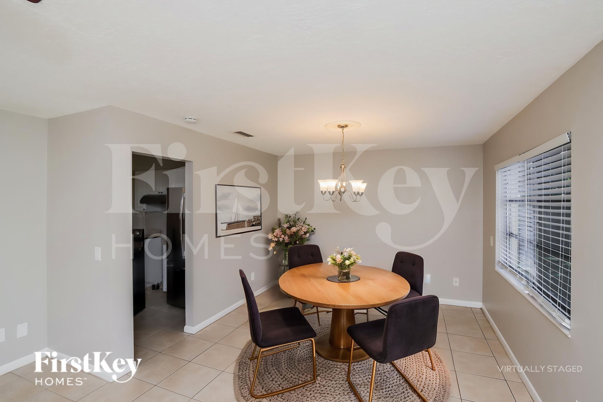 Building Photo - 1056 Matador Dr