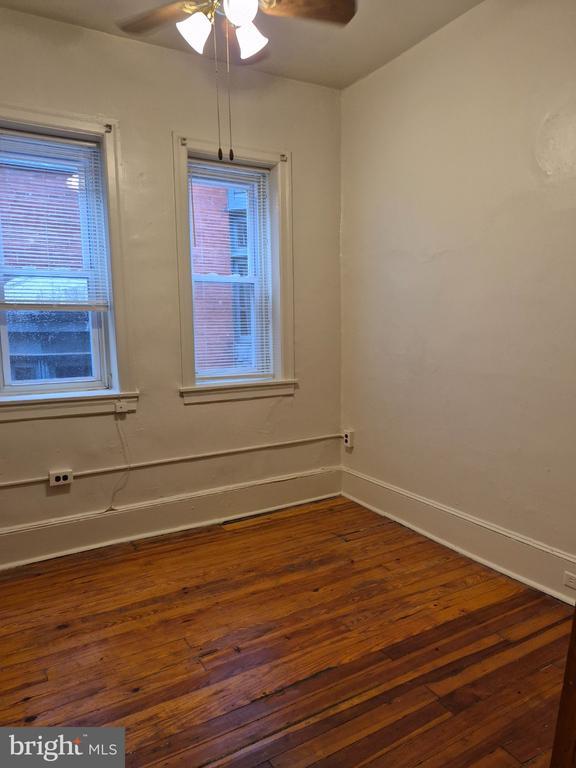 Building Photo - 4610 Chester Ave