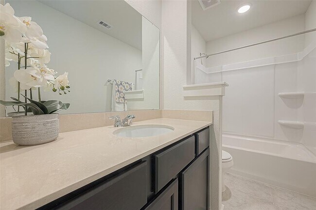 Building Photo - 7538 Coral Ter Dr