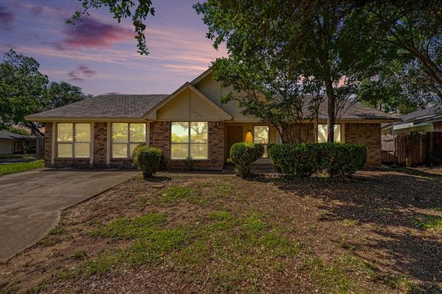 Building Photo - 2701 Whitehurst Dr