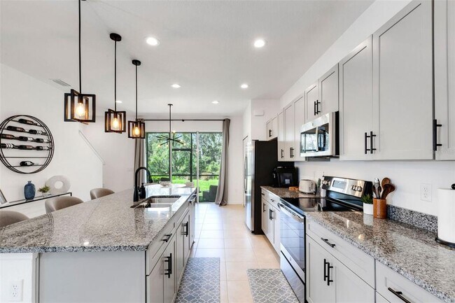 Building Photo - 8403 Canyon Creek Trail