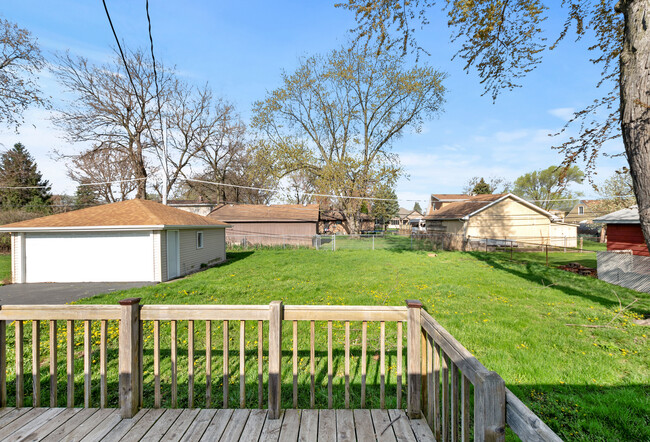 Building Photo - 7932 S 86th Ct