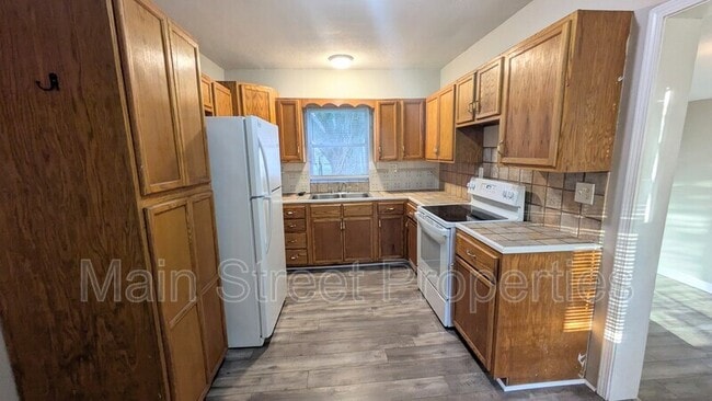 Building Photo - 3500 W Cervantes St