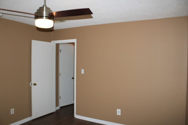 Building Photo - 2248 Winston Way