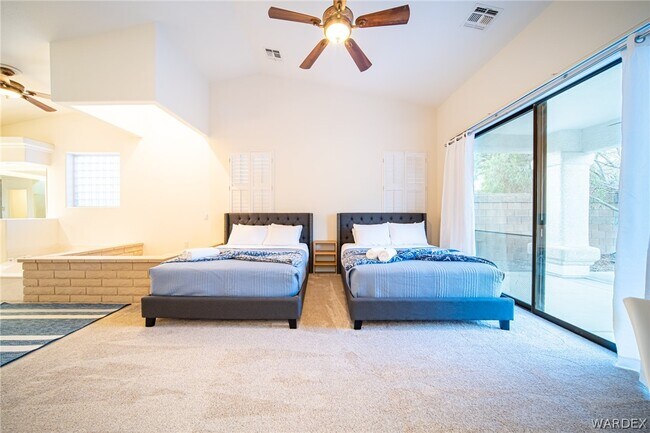Building Photo - 2995 Tierra Vida