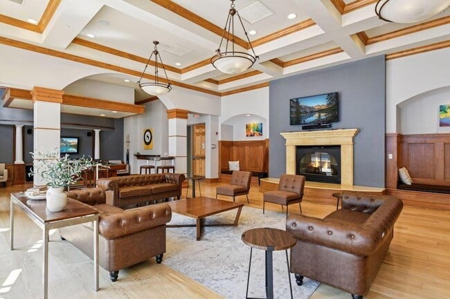 Building Photo - 4525 Park Commons Dr