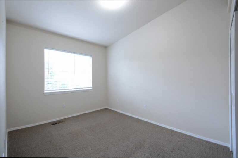 Building Photo - 1038 Cheyenne Blvd