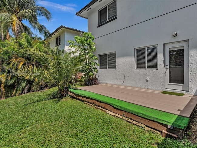 Building Photo - 2727 Treasure Cove Cir