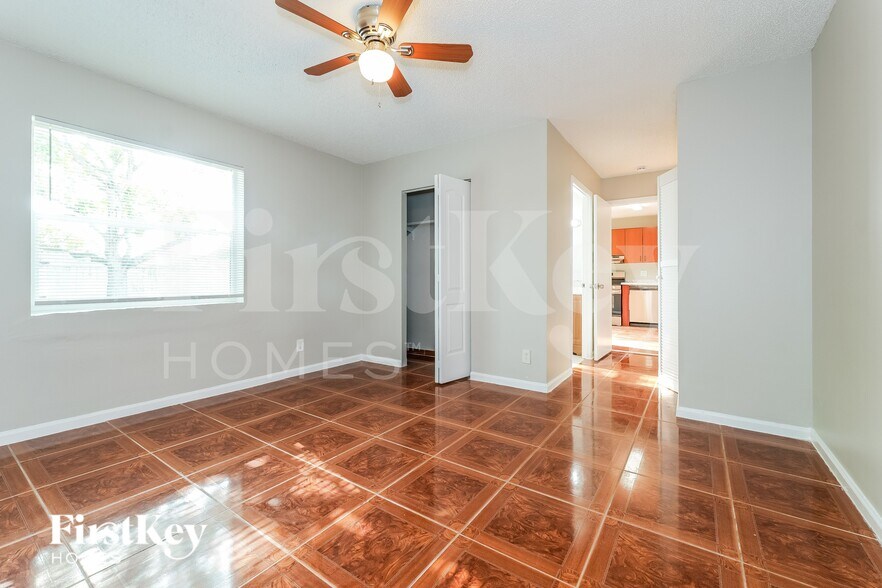 Building Photo - 6004 Westfall Rd