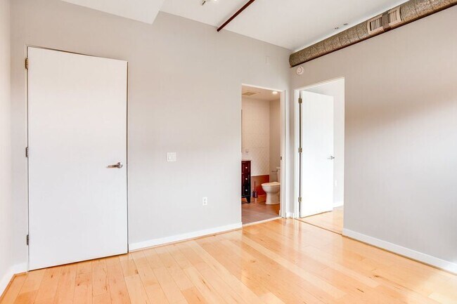 Building Photo - 1125 11th St NW