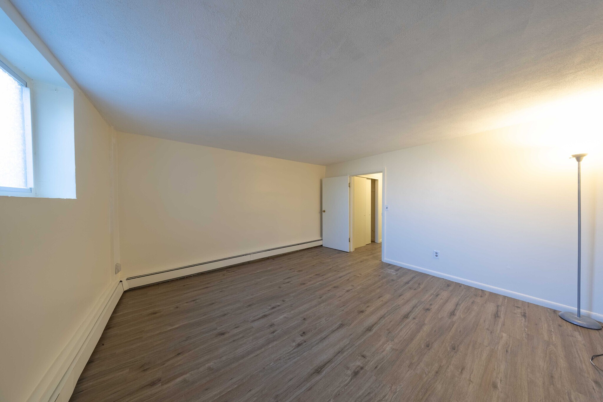 Building Photo - 33 Westgate Rd