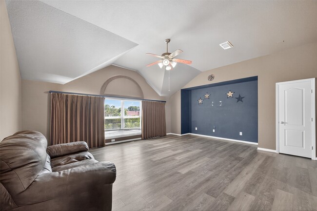 Building Photo - 11315 Riverstone Lake Ln