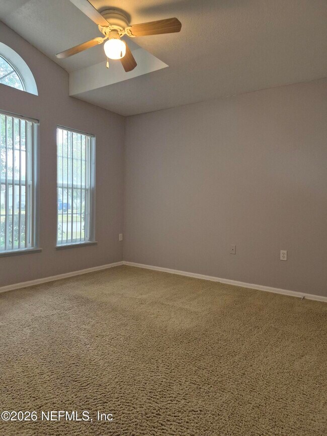 Building Photo - 1945 Millington Ln