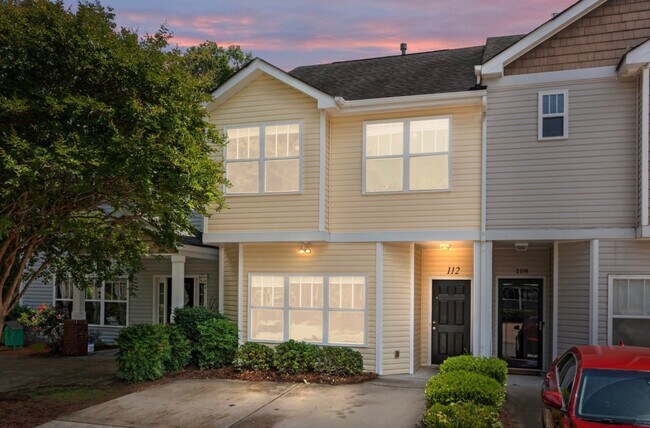 Building Photo - 112 St Vincent Pl