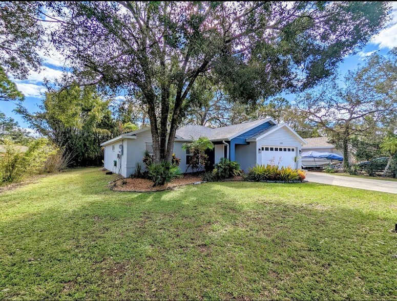 Building Photo - 4217 Malden Dr