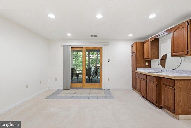 Building Photo - 10799 Adare Dr