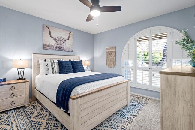 Building Photo - 14836 N Moon Valley Dr