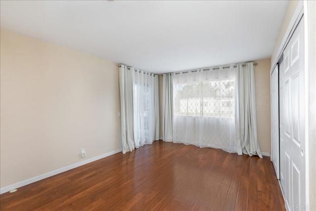 Building Photo - 1640 Maple Dr