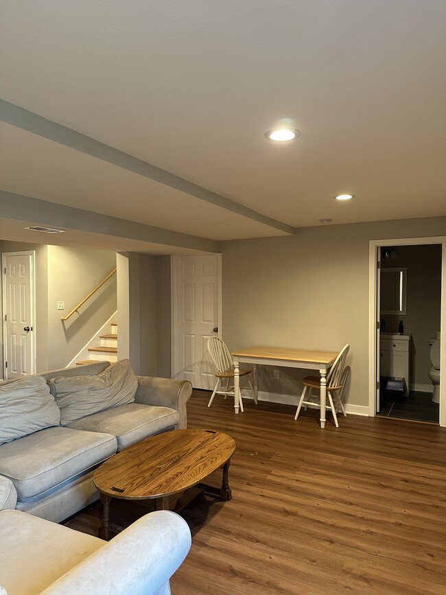Building Photo - PKR Investments LLC(3715SWClaytonDR)