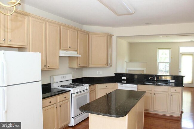 Building Photo - 20965 Kittanning Ln